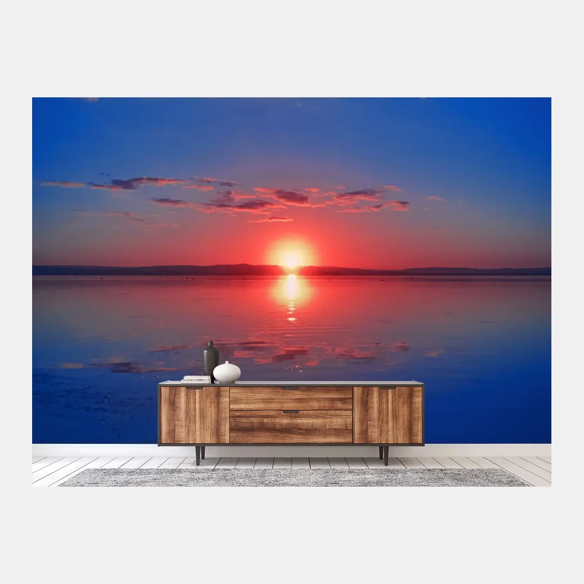 Fototapete sonnenuntergang über ruhigem meer mit lebendiger spiegelung – Pixers®