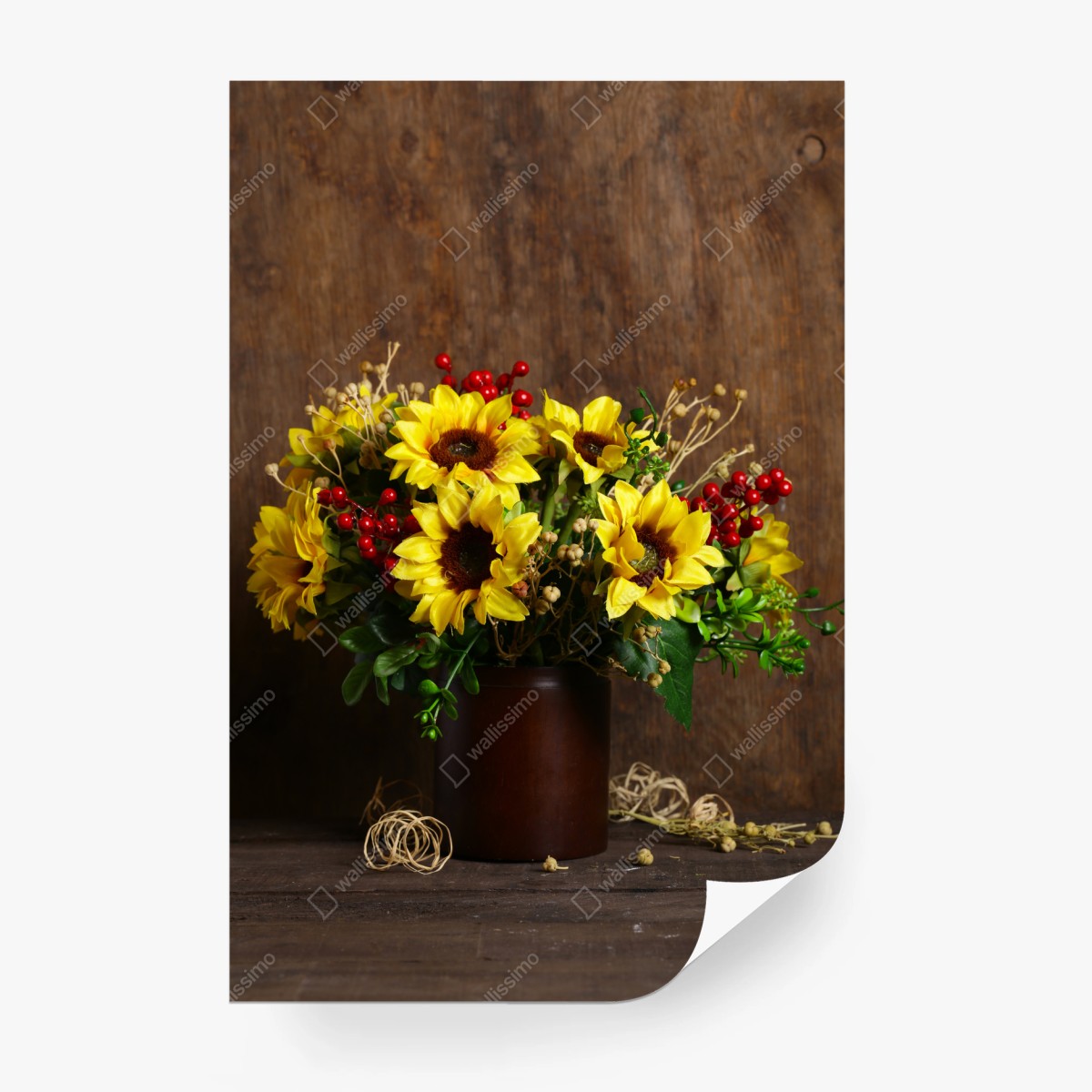 Fototapete herbstlicher sonnenblumenstrauß vor holzhintergrund – Pixers®