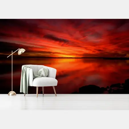 Fototapete feuriger sonnenuntergang über stillem see – Pixers®