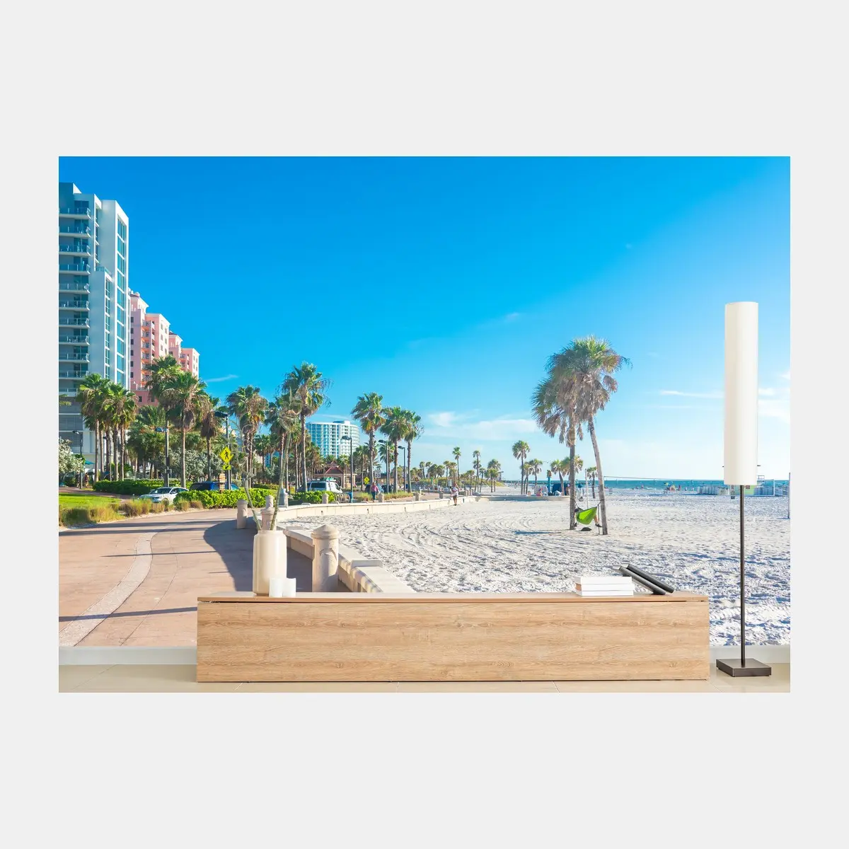 Fototapete sonniger palmenstrand mit promenade – Pixers®