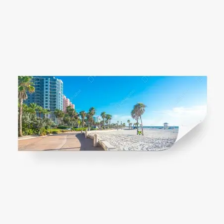 Fototapete sonniger palmenstrand mit promenade – Pixers®