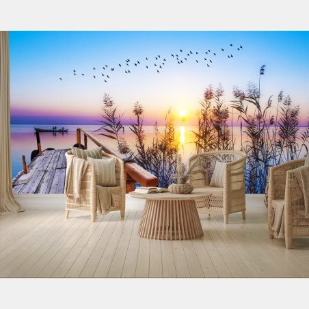 Fototapete ruhiger sonnenaufgang am see mit steg – Pixers®