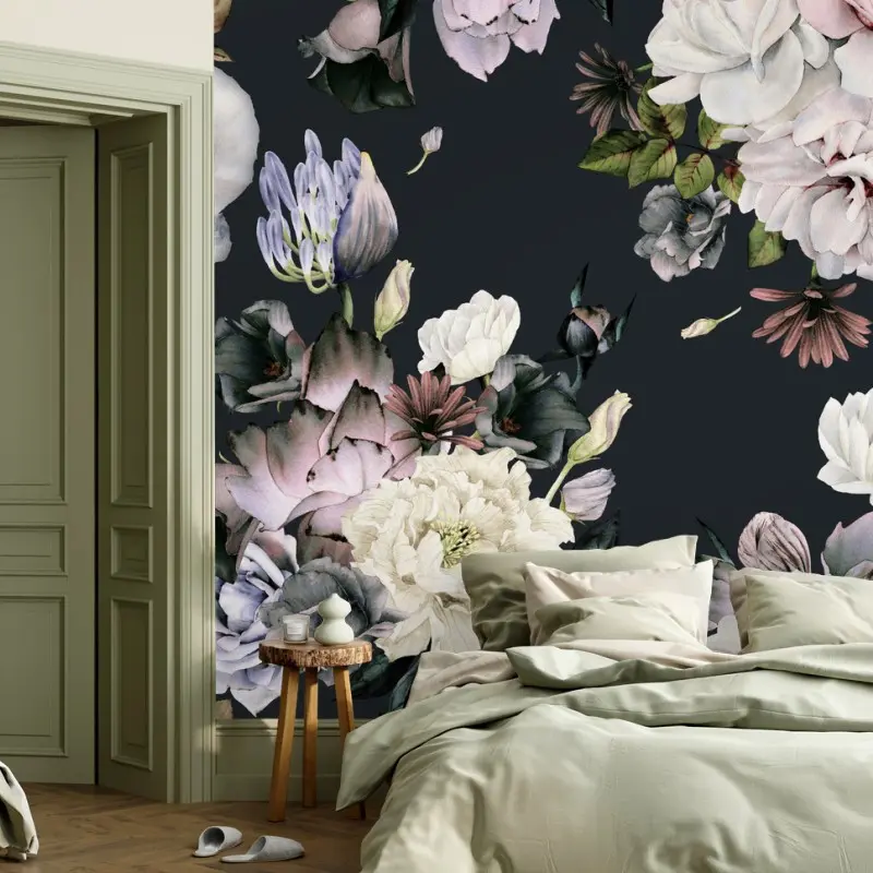 Fototapete zartes aquarell-blumenmuster auf dunklem hintergrund