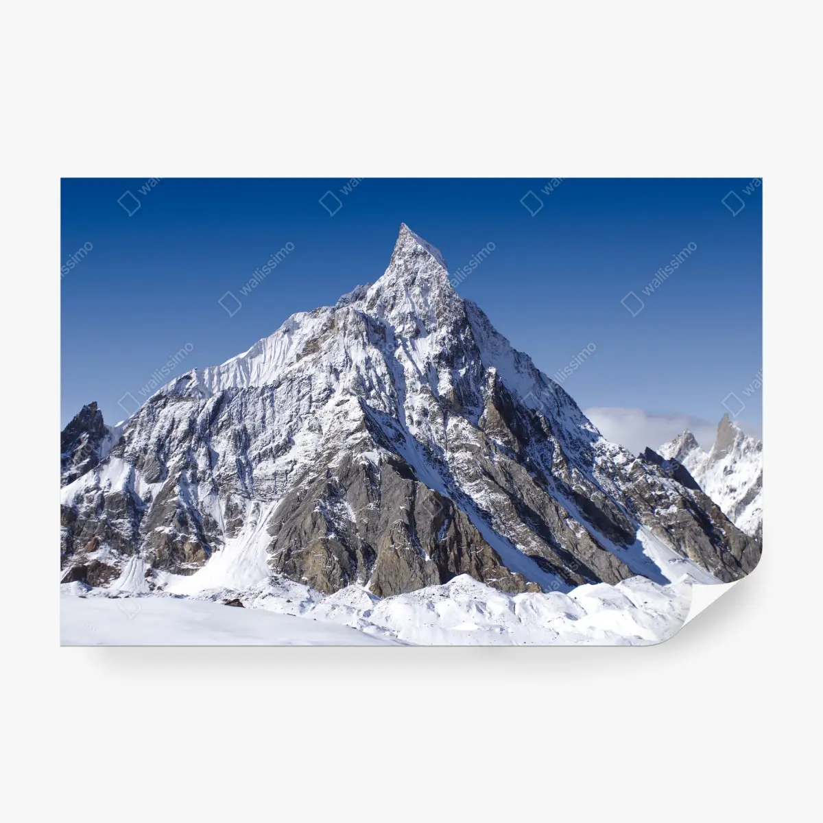 Fototapete majestätischer schneebedeckter berggipfel – Pixers®