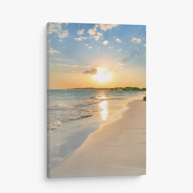 Leinwandbild sonnenbeschienener strand bei sonnenuntergang