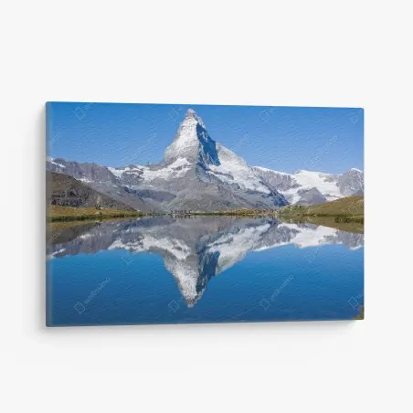 Leinwandbild alpiner gipfel im spiegelbild des ruhigen sees – Pixers®